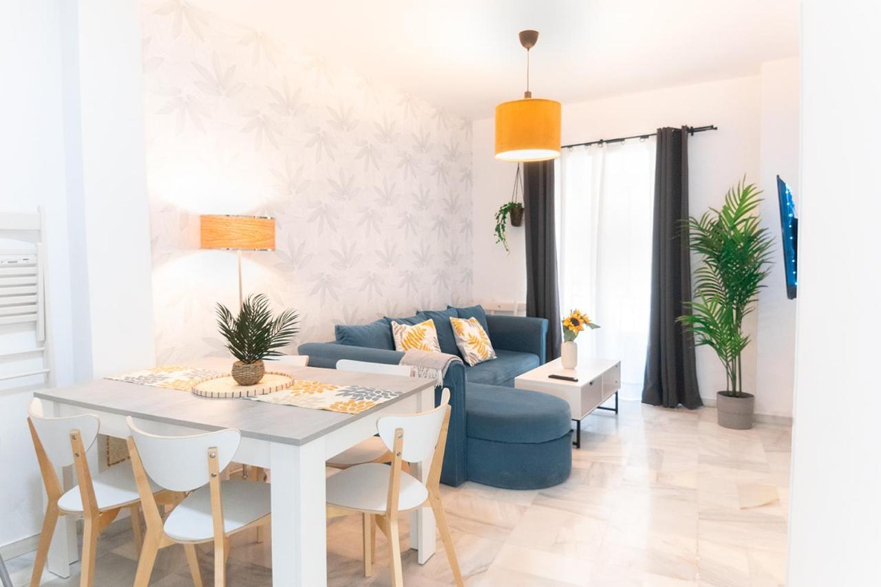 Downtown Apartment 3 Bedrooms 2 Bathrooms Wifi Σεβίλλη Εξωτερικό φωτογραφία