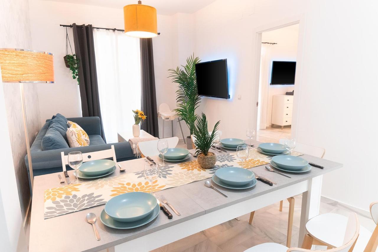 Downtown Apartment 3 Bedrooms 2 Bathrooms Wifi Σεβίλλη Εξωτερικό φωτογραφία